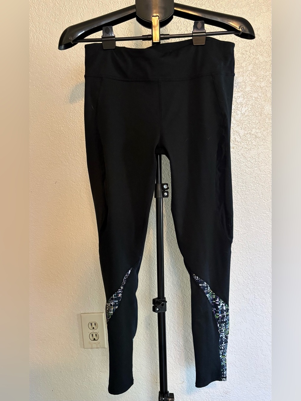 Black women’s Athletic Leggings with Patterned Ankle Panels-medium